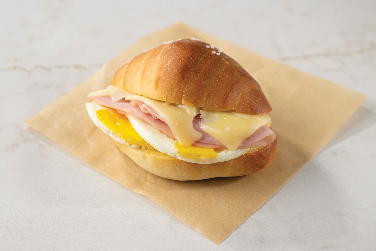 Ham, Egg, & Swiss Twist Roll