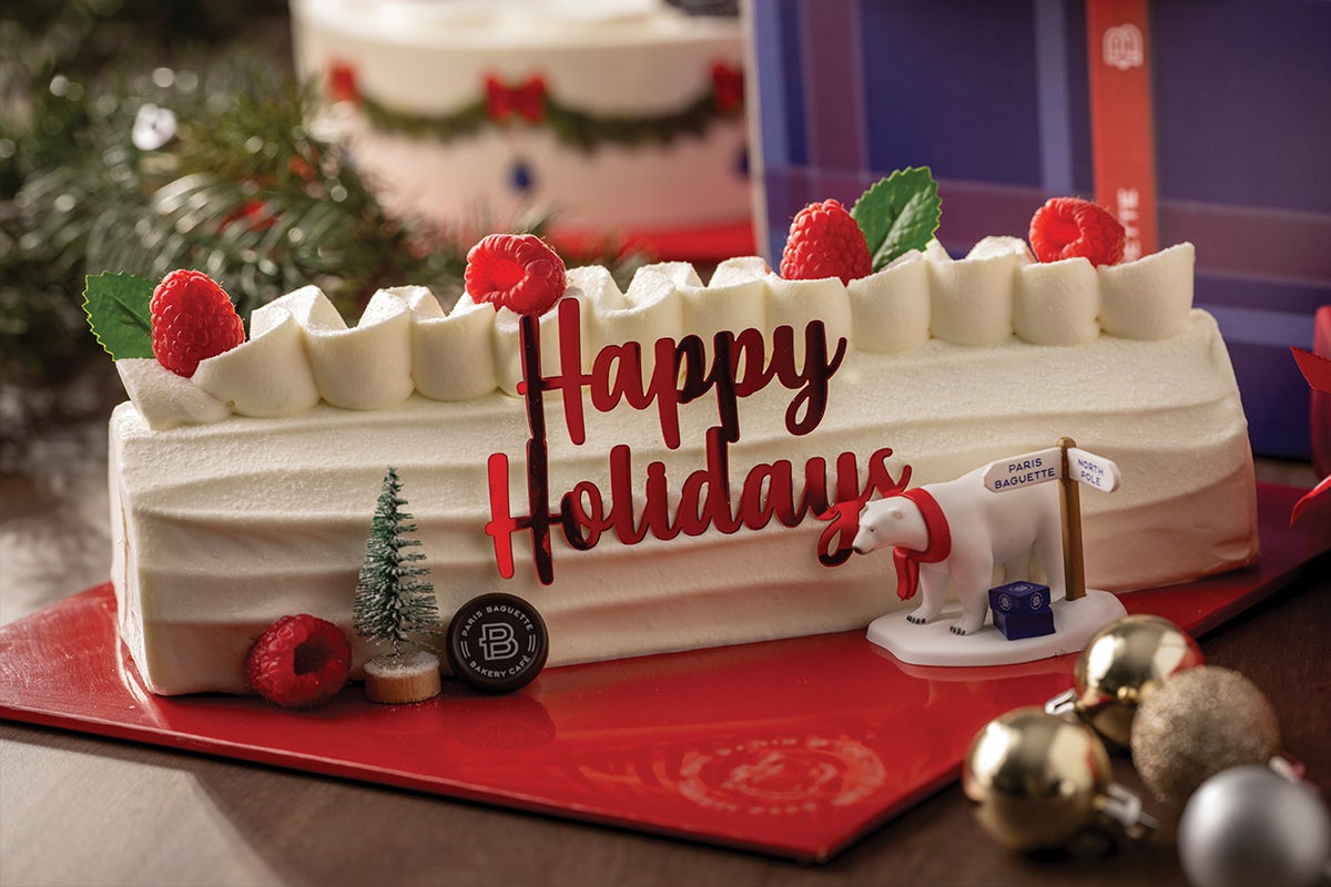 Holiday Raspberry & Cream French Roll Cake